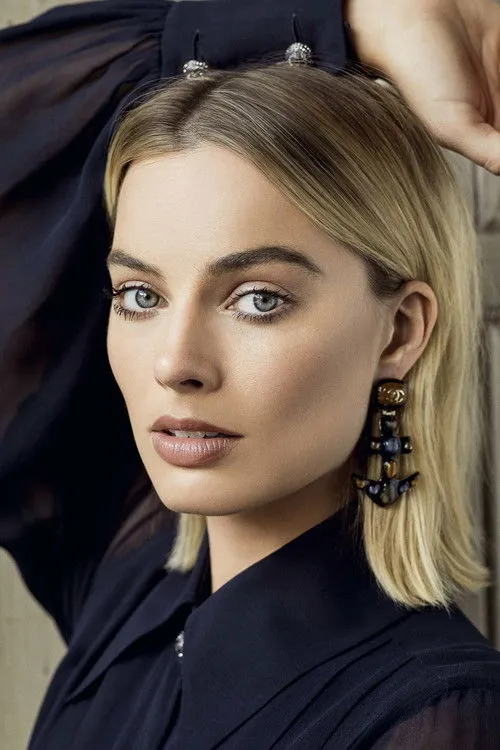 Margot Robbie photo