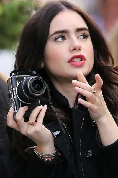 Lily Collins