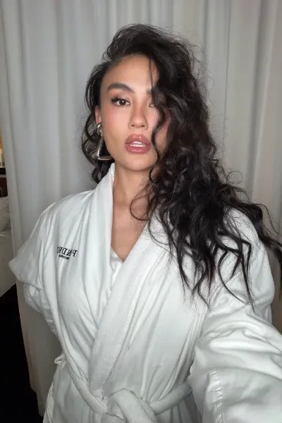 AGNEZ MO photo