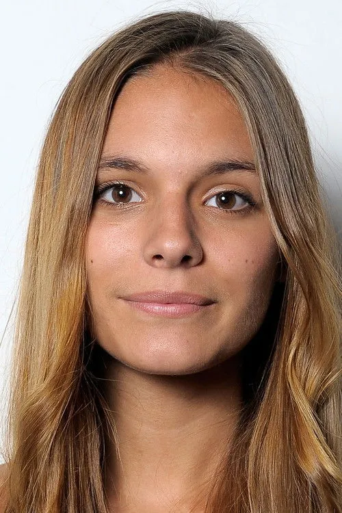 Caitlin Stasey photo