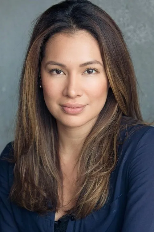Tara Hoyos-Martinez photo
