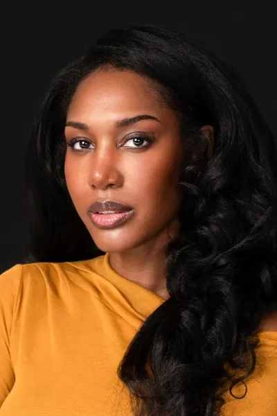 Amber Shana Williams photo