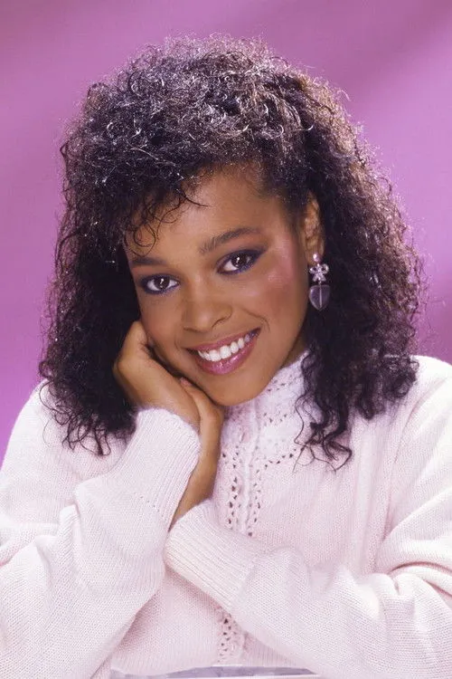 Maxine Logan