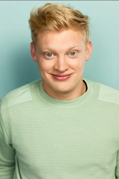 Curry Barker photo
