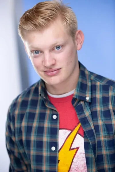 Curry Barker photo
