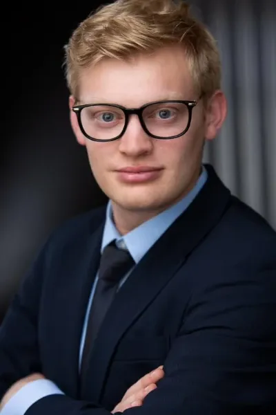 Curry Barker photo