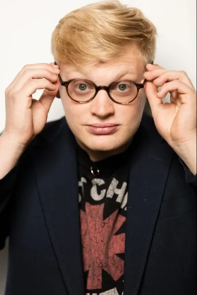 Curry Barker photo