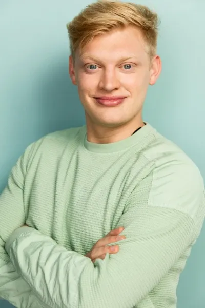 Curry Barker photo