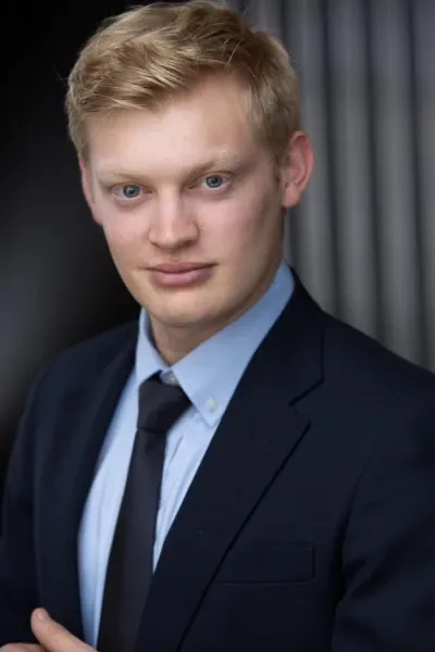 Curry Barker photo