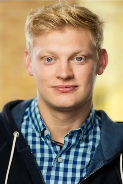 Curry Barker photo