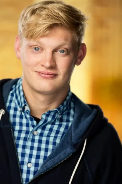 Curry Barker photo