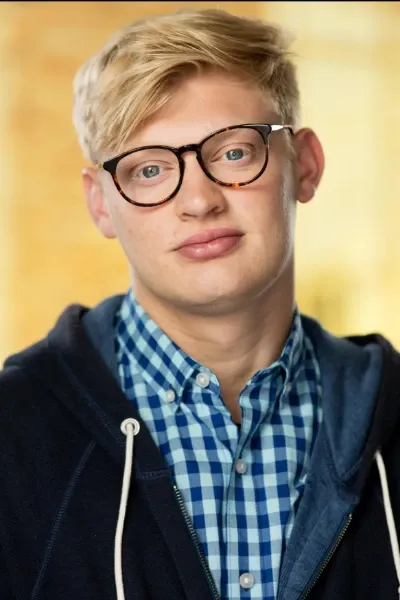 Curry Barker photo
