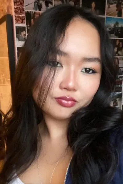 Ella Jay Basco photo