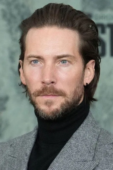 Troy Baker photo