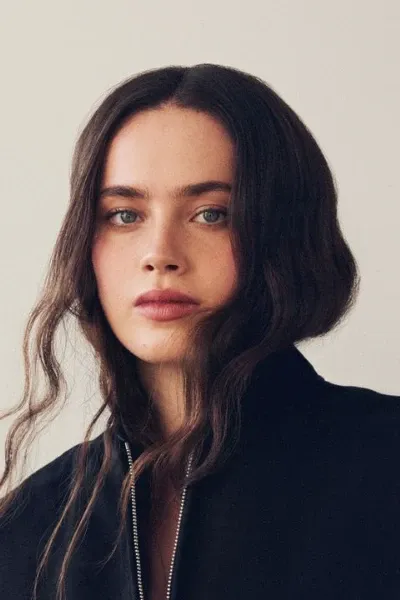 Mia Carragher photo