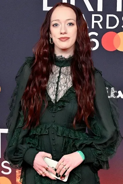 Amybeth McNulty photo