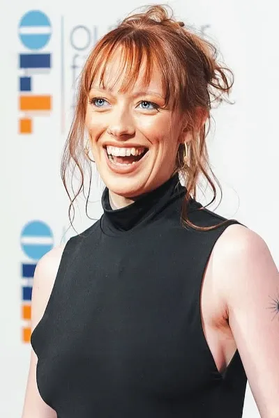 Amybeth McNulty photo