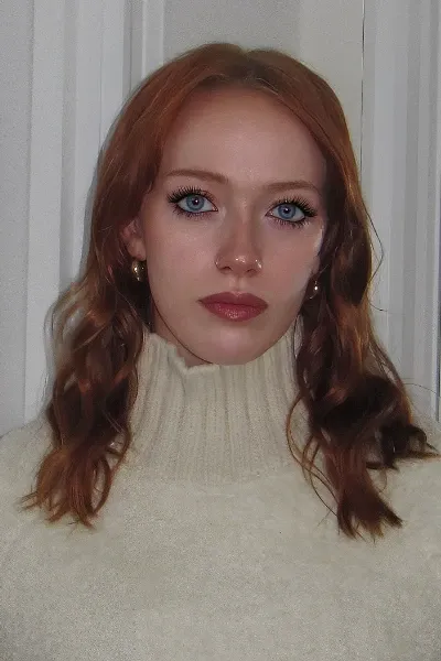 Amybeth McNulty photo