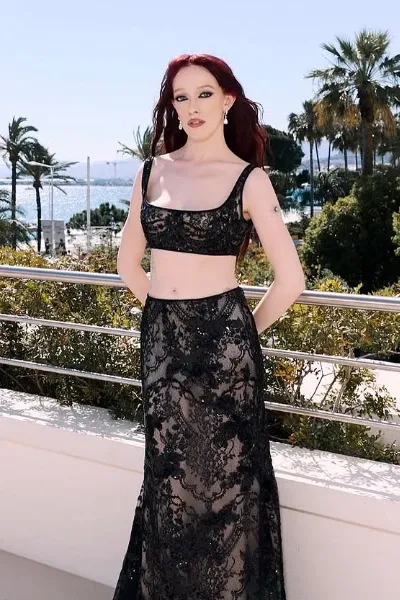 Amybeth McNulty photo
