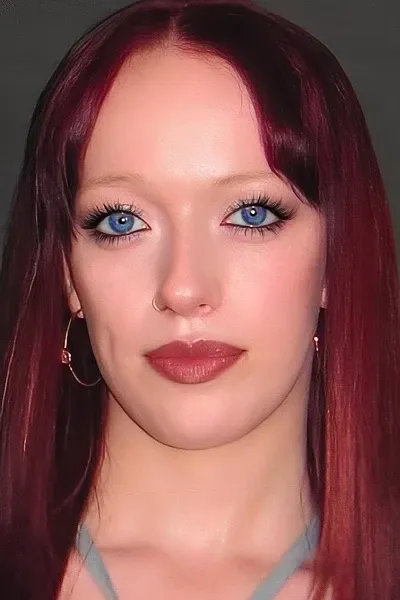 Amybeth McNulty photo