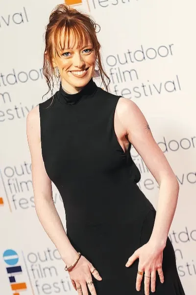 Amybeth McNulty photo
