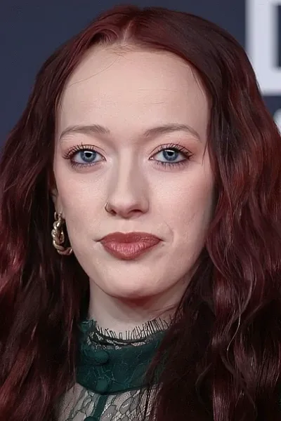 Amybeth McNulty photo