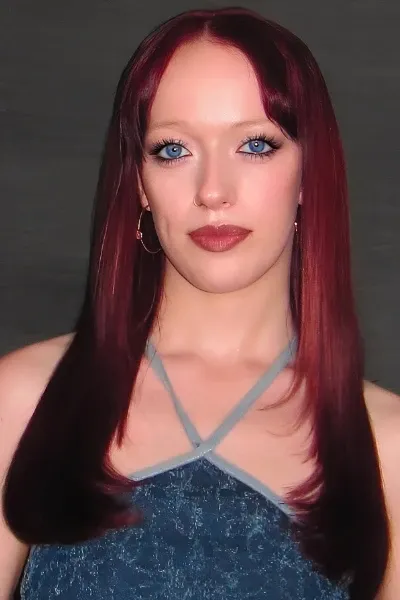 Amybeth McNulty photo