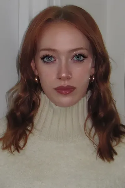 Amybeth McNulty photo