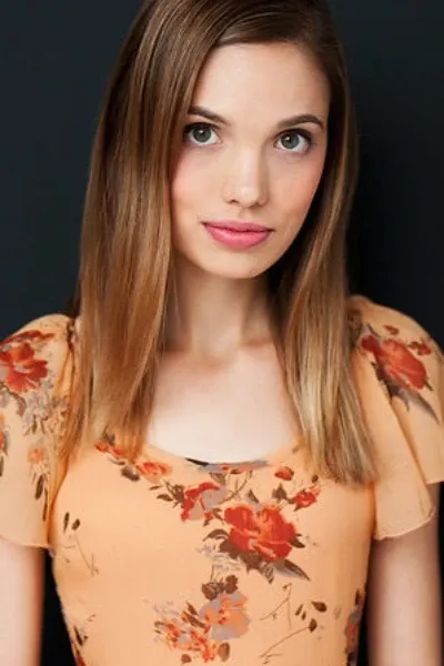 Kayla Coffland photo