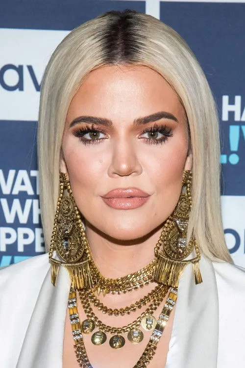 Khloé Kardashian photo