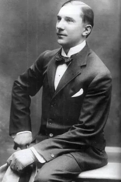 Bela Lugosi photo