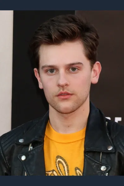 Travis Tope photo