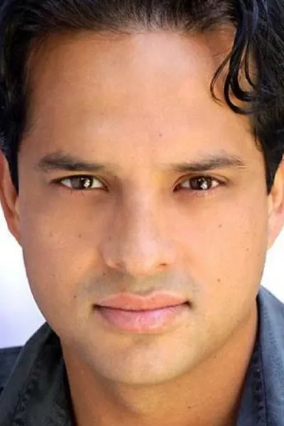 Roger Velasco photo