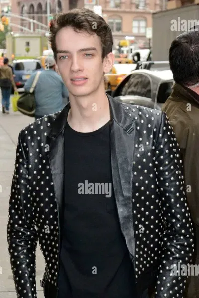 Kodi Smit-McPhee