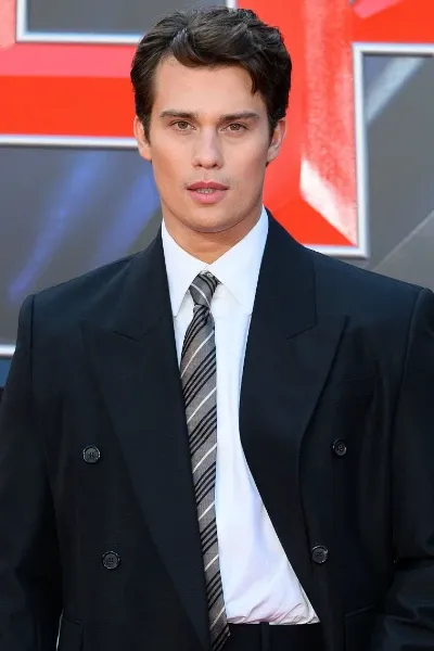 Nicholas Galitzine photo