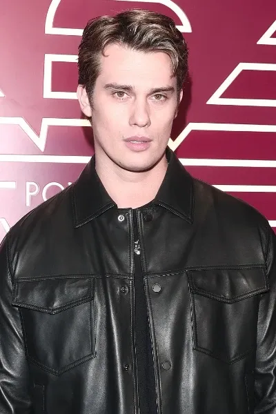 Nicholas Galitzine photo