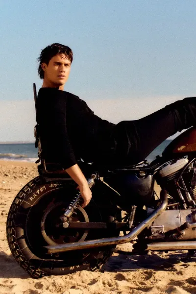 Nicholas Galitzine photo