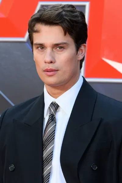 Nicholas Galitzine photo