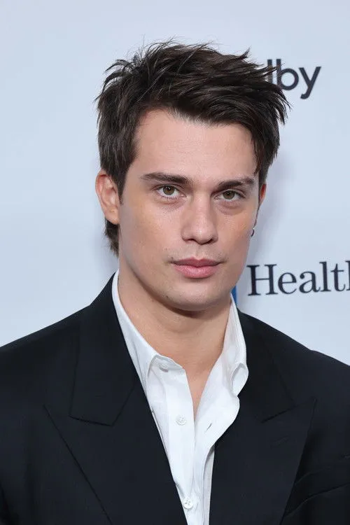 Nicholas Galitzine photo