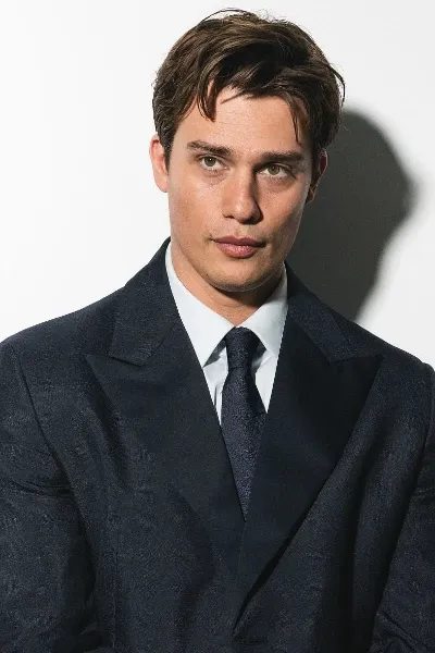 Nicholas Galitzine photo