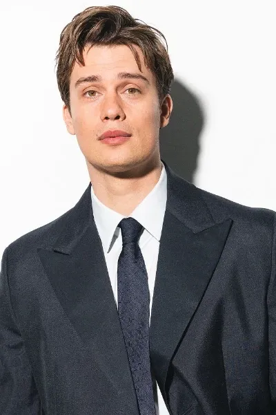 Nicholas Galitzine photo