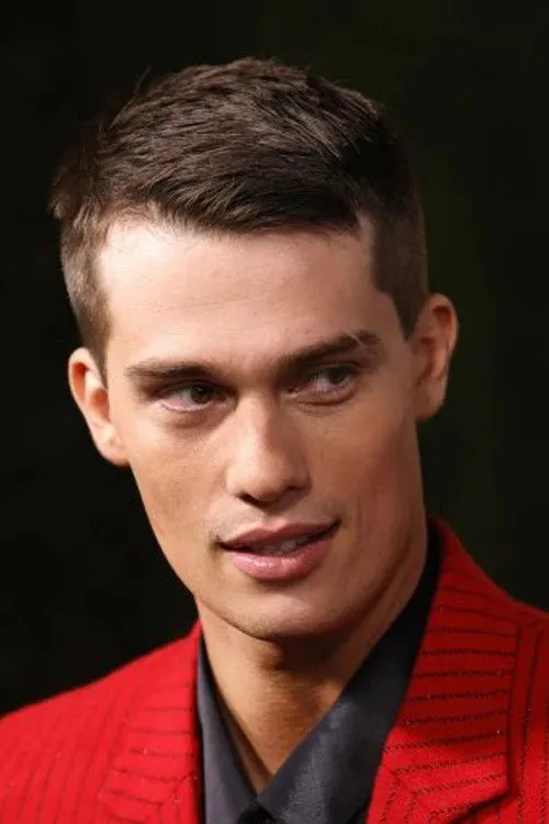 Nicholas Galitzine photo