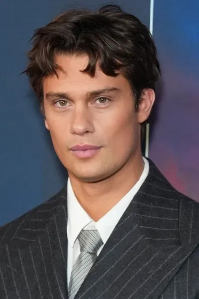 Nicholas Galitzine photo