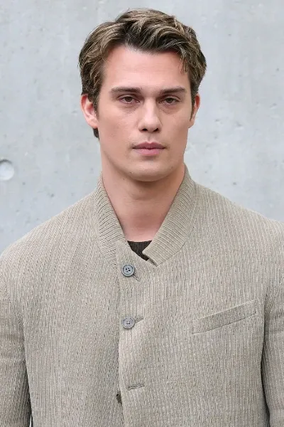 Nicholas Galitzine photo