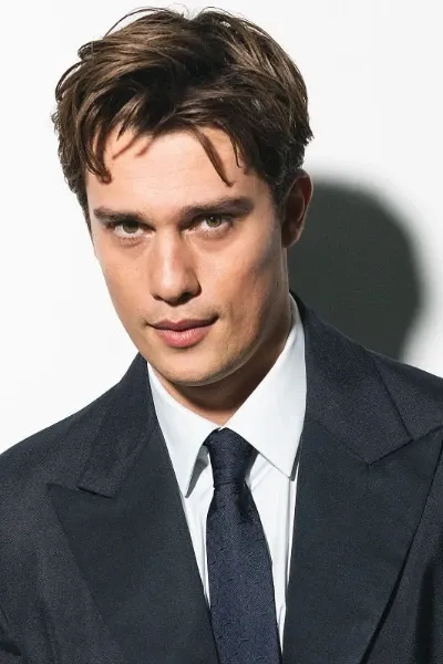 Nicholas Galitzine photo