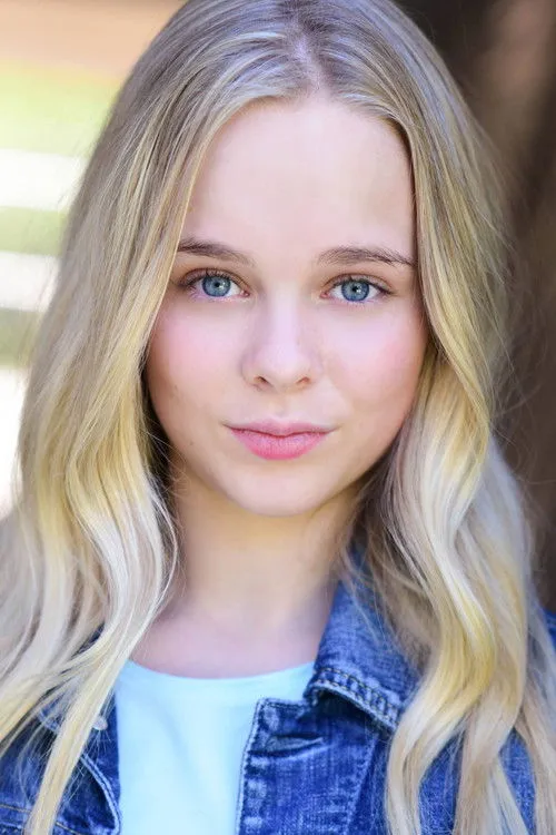 Averi White photo