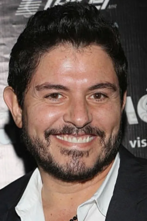 Ernesto Laguardia photo