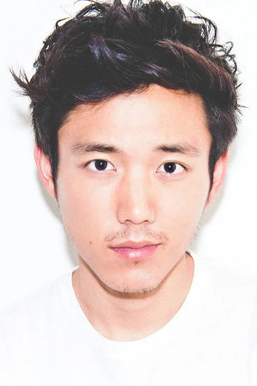 Justin H. Min photo