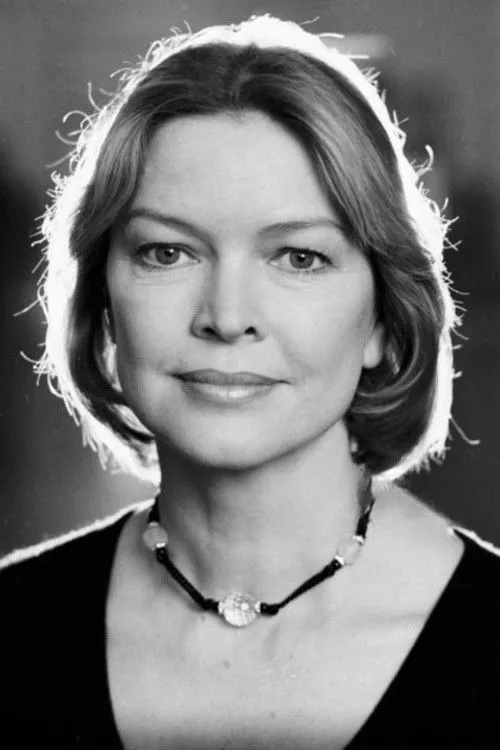 Ellen Burstyn photo