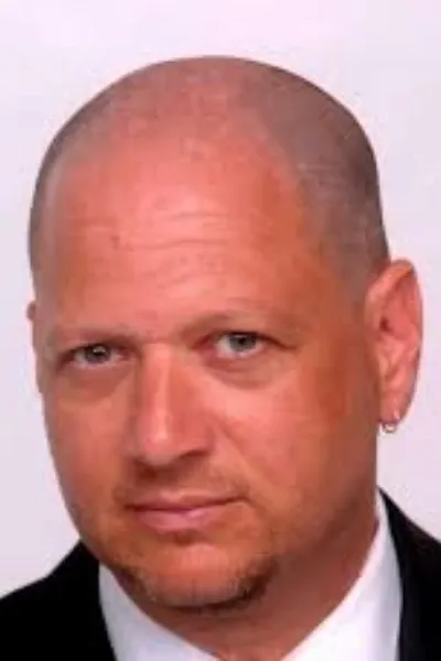 J.J. Cohen photo